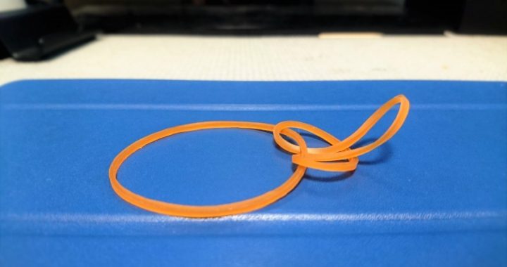 【休憩】輪ゴムをつなげて鎖にした輪ゴムを使って輪を作る-妥協編
